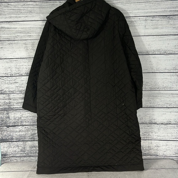 BERNARDO-Black Quilted Hooded Coat - Picture 6 of 11